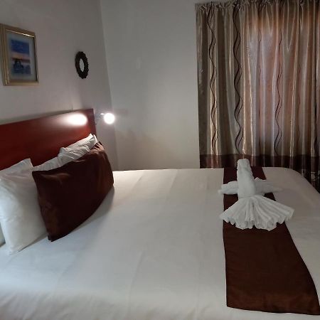 Rest Shade Bed And Breakfast Palapye Extérieur photo