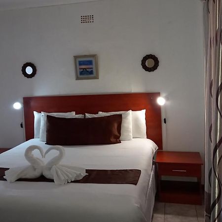 Rest Shade Bed And Breakfast Palapye Extérieur photo